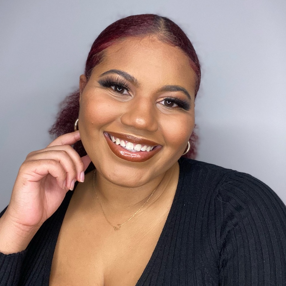 Meet your Posher, Dejah